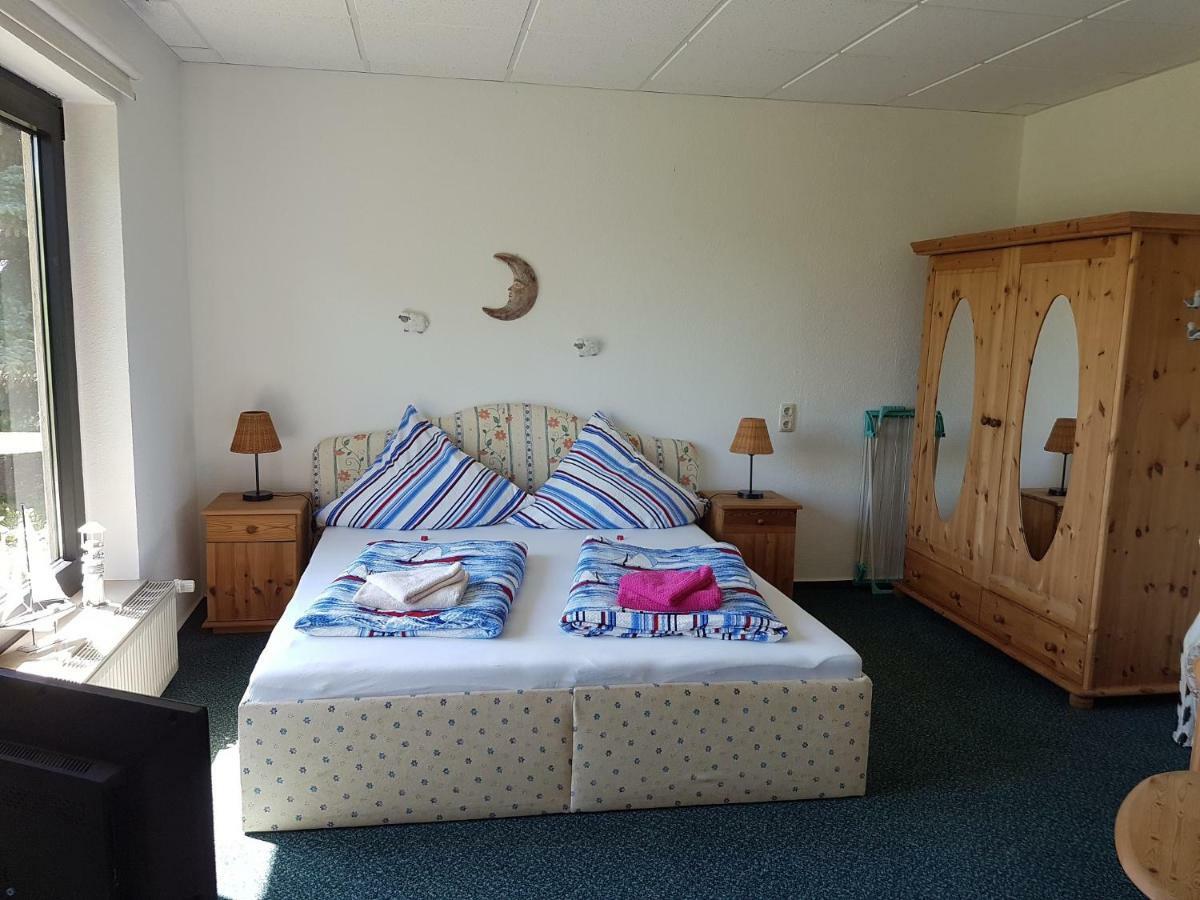 Ferienwohnanlage "Am Bernsteinsee" Apartment เดียร์ฮาเกิน ภายนอก รูปภาพ